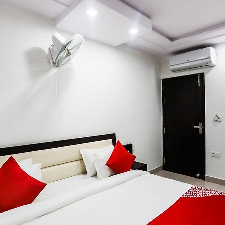 Oyo Hotel New Geetanjali Near Gautam Buddha Park Lucknow Esterno foto